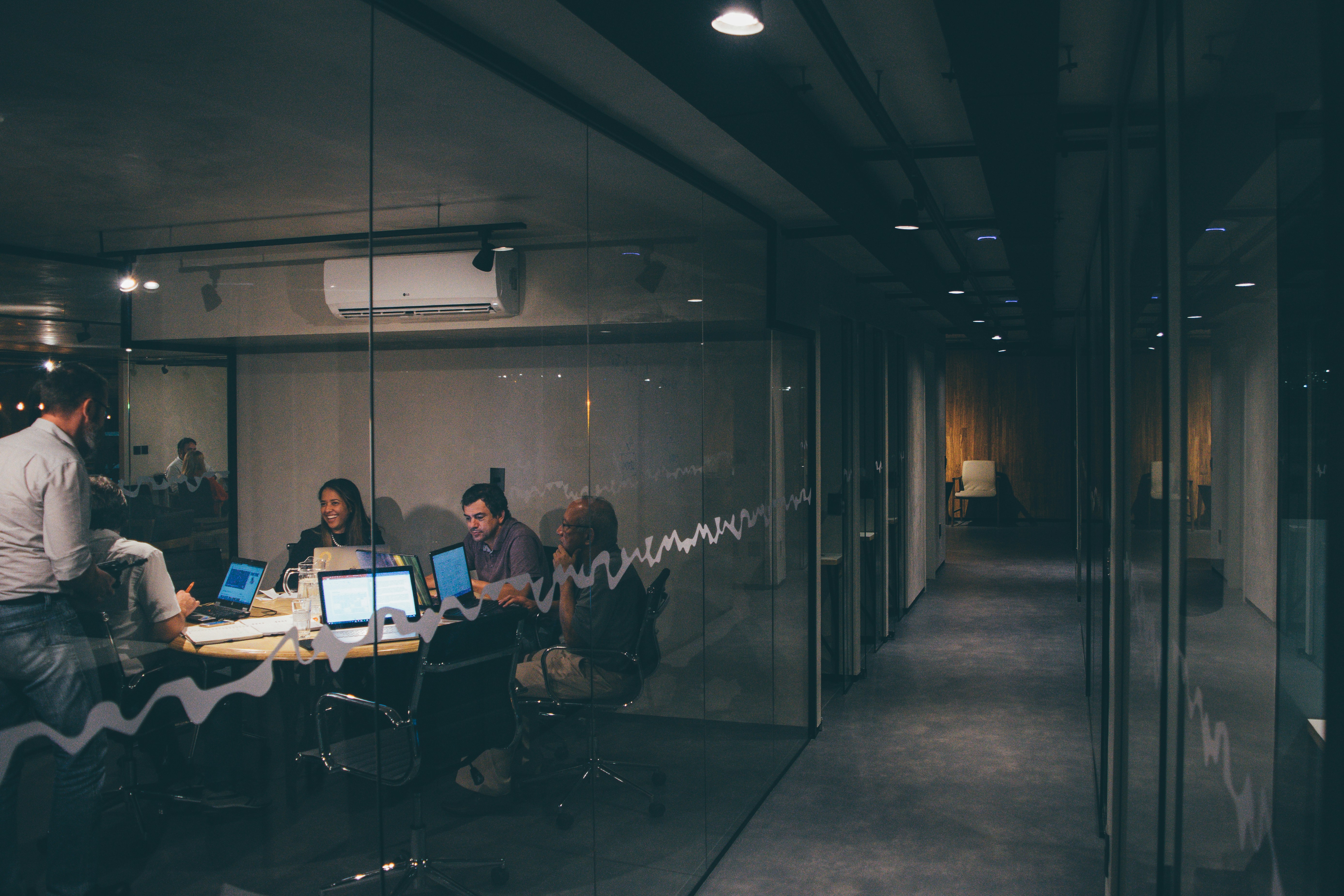 Email Automation: Balancing Efficiency and Personal Touch